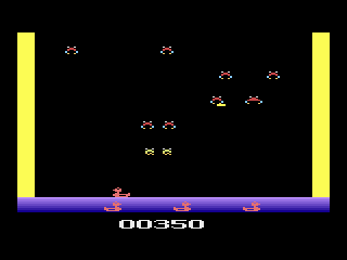 Deadly Duck (Atari 2600) screenshot: The crabs are dropping bricks and I need to look out for the dragonflies.