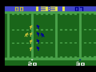 NFL Football (Atari 2600) screenshot: Set! Hut!