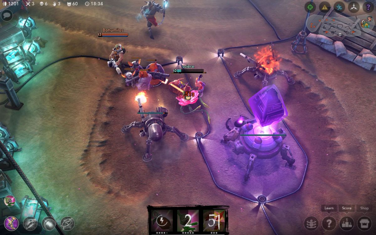 Vainglory (Android) screenshot: The enemy approaches our Vain crystal.