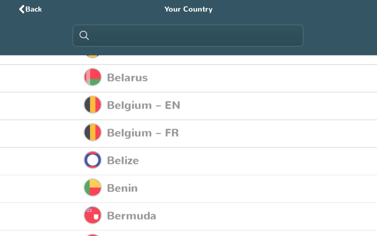 Trivial Pursuit & Friends (Windows Apps) screenshot: Choose your nationality. For Belgium they got one official language right, two are missing, and one is not an official language at all.