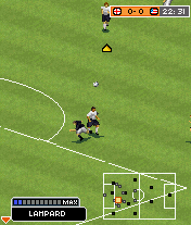 2006 Real Soccer (J2ME) screenshot: Playing defense