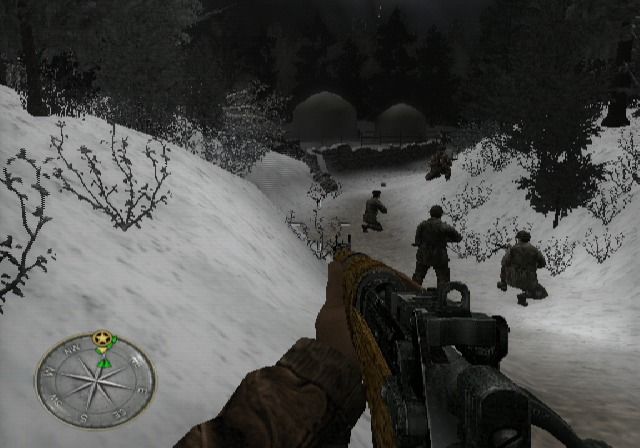 Call of Duty: World at War - Final Fronts (PlayStation 2) screenshot: Approaching the town under the cover of night