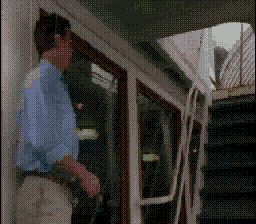 Wirehead (SEGA CD) screenshot: Creeping off a ship.