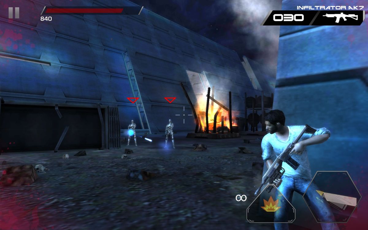 Terminator Genisys: Revolution (Android) screenshot: Pop out quickly for a few shots.