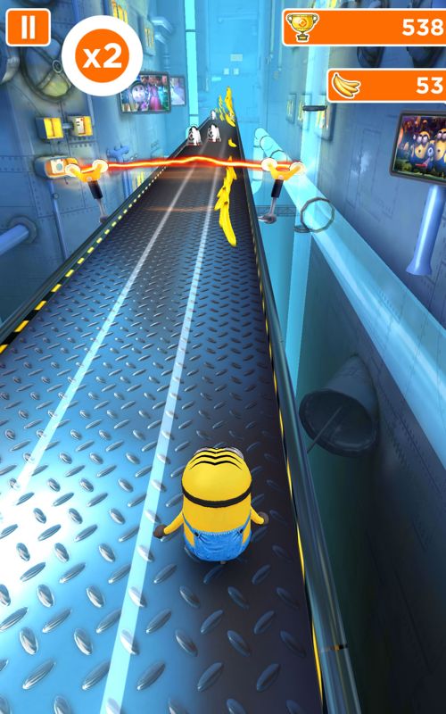 Despicable Me: Minion Rush (Android) screenshot: Duck to dodge the lasers.