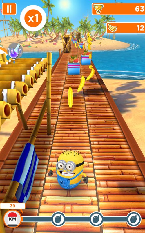 Despicable Me: Minion Rush (Android) screenshot: The second main area has a beach theme.