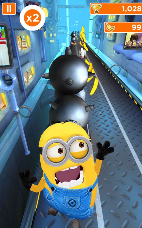 Despicable Me: Minion Rush (Android) screenshot: My minion ran into an obstacle.