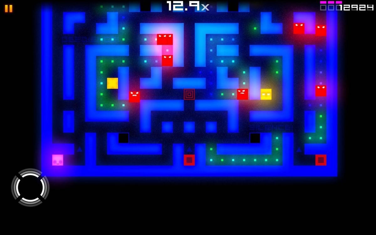 EVAC (Android) screenshot: Chased by many enemies.
