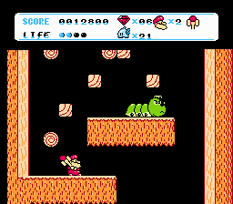 Don Doko Don 2 (NES) screenshot: The very hungry caterpillar