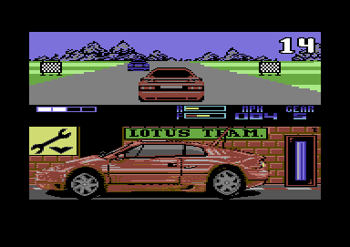 Lotus Esprit Turbo Challenge (Commodore 64) screenshot: Driving the first race in Verona, North Italy.