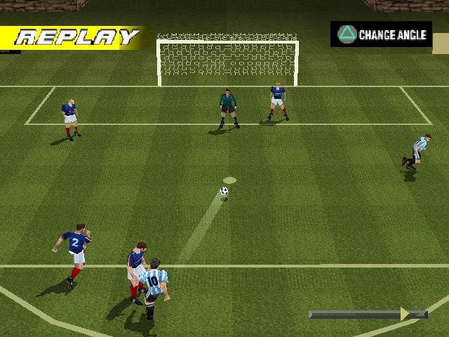 LiberoGrande (PlayStation) screenshot: A well-placed shot
