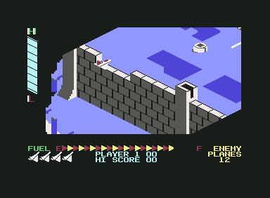 Zaxxon (Commodore 64) screenshot: The inferior Sega cartridge version.
