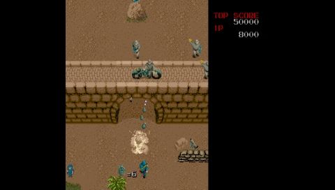 Capcom Classics Collection: Reloaded (PSP) screenshot: Commando in enhanced horizontal aspect ratio