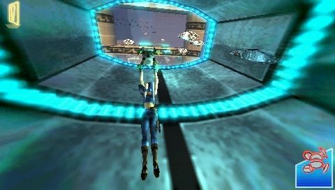 Star Wars: Lethal Alliance (PSP) screenshot: Fly on a droid through the Coruscant.