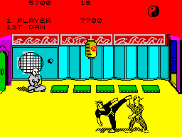 Kung-Fu: The Way of the Exploding Fist (ZX Spectrum) screenshot: high kick (1 + E) / defence (K)