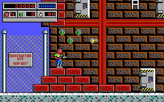 Bio Menace (DOS) screenshot: At the base of a "High Rise"