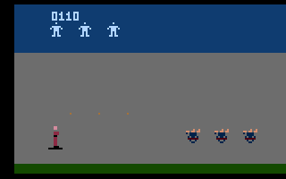 Sorcerer (Atari 2600) screenshot: There are a variety of creatures to face