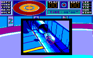 Killerball (Amstrad CPC) screenshot: The Ball is thrown...