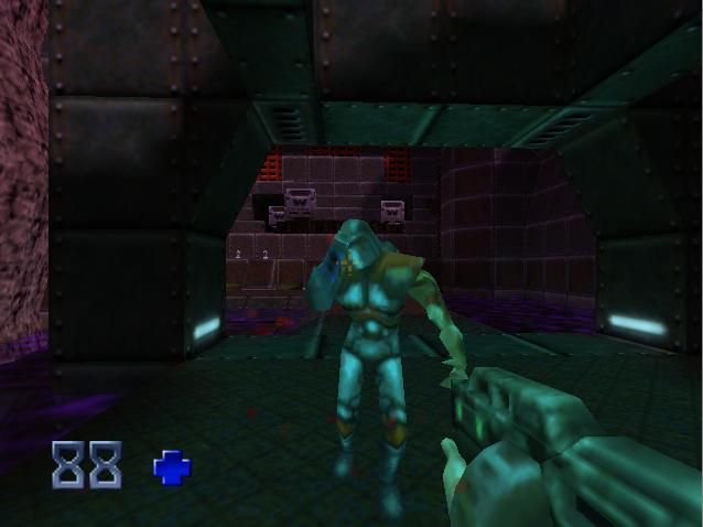 Quake II (Nintendo 64) screenshot: Kill the enemy!