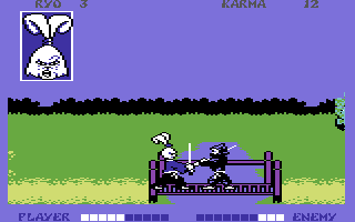 Samurai Warrior: The Battles of.... Usagi Yojimbo (Commodore 64) screenshot: Fighting a ninja on a bridge