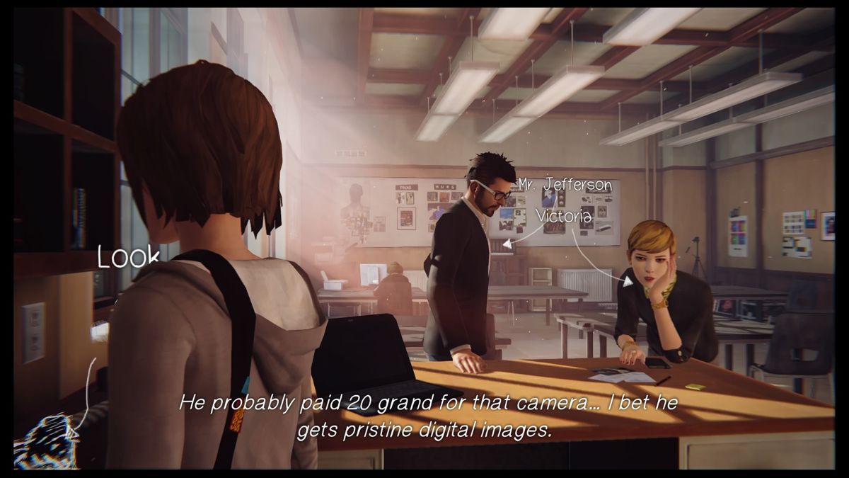 Life Is Strange: Episode 1 - Chrysalis (PlayStation 4) screenshot: Time to interrupt Victoria's flirtation with her teacher