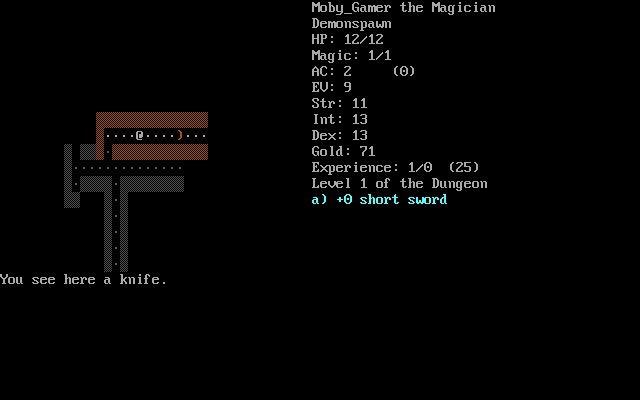 Linley Henzell's Dungeon Crawl (DOS) screenshot: Aha, loot already!