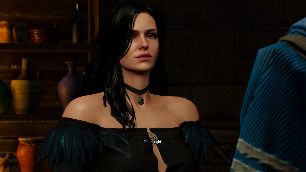 The Witcher 3: Wild Hunt - Alternative Look for Yennefer (PlayStation 4) screenshot: Exploring the castle hall