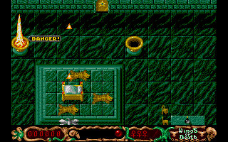 Wings of Death (Atari ST) screenshot: Entering Sagyr's castle