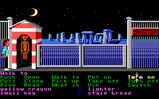 Zak McKracken and the Alien Mindbenders (DOS) screenshot: Near Stonehenge