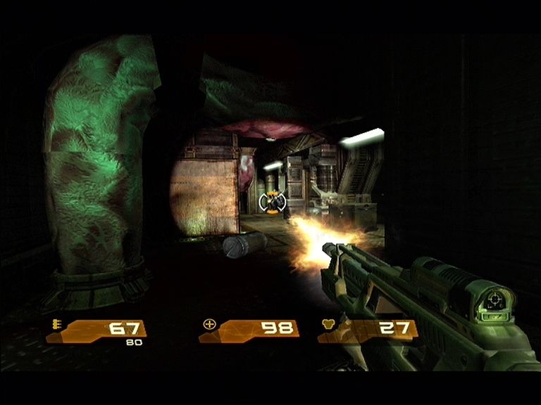 Quake 4 (Xbox 360) screenshot: The Machine Gun also comes equipped with a mounted torch!