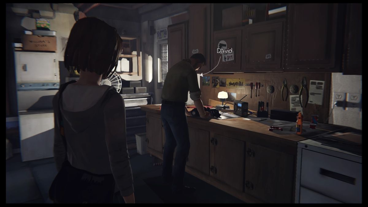 Life Is Strange: Episode 4 - Dark Room (PlayStation 4) screenshot: Visiting David in his private space