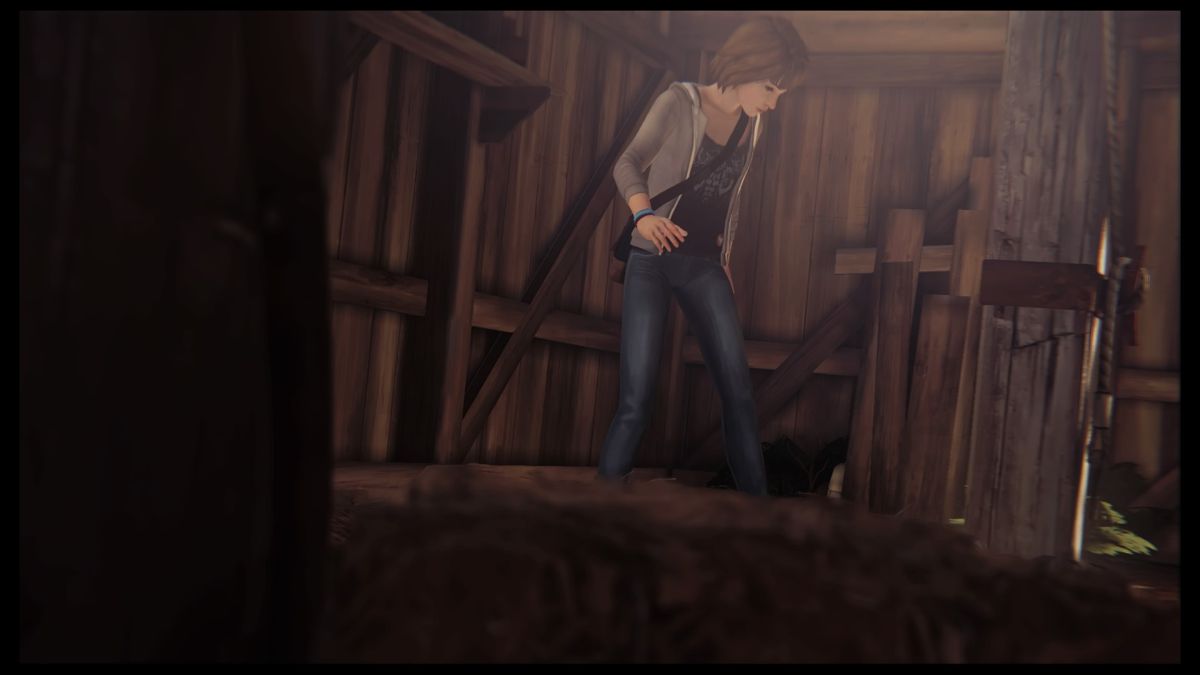 Life Is Strange: Episode 4 - Dark Room (PlayStation 4) screenshot: Found a secret door in the hay