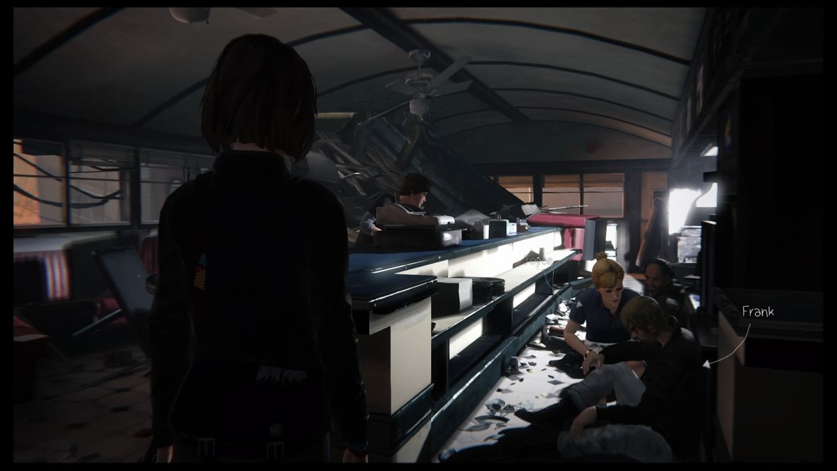 Life Is Strange: Episode 5 - Polarized (PlayStation 4) screenshot: Checking on the survivors in the Joyce's diner