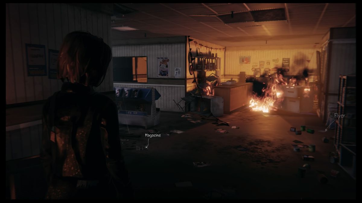 Life Is Strange: Episode 5 - Polarized (PlayStation 4) screenshot: Passing through the burning store