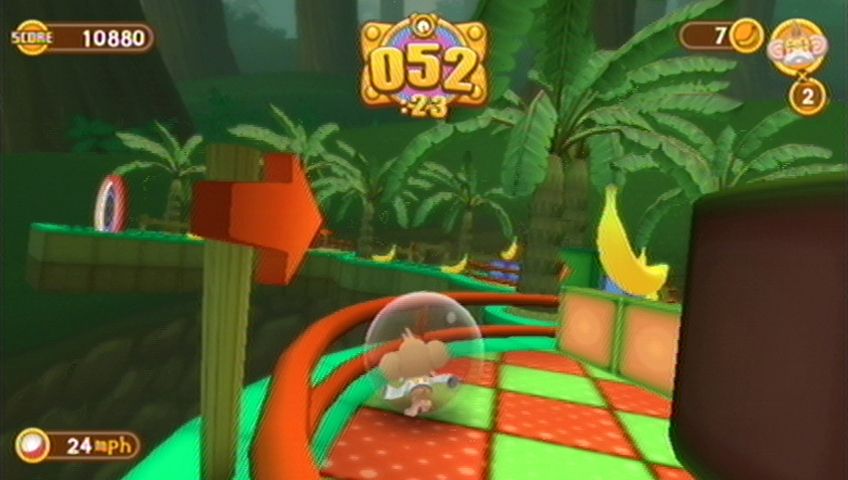 Super Monkey Ball: Banana Blitz (Wii) screenshot: You'll have to jump over this obstacle.