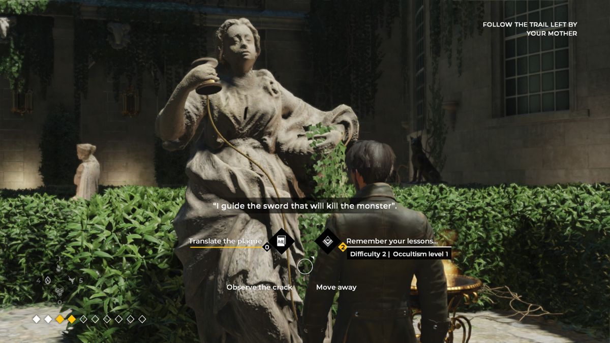 The Council: Episode 2 - Hide and Seek (PlayStation 4) screenshot: Analyzing statues in the garden