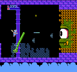 Kid Icarus (NES) screenshot: The battle against Medusa.