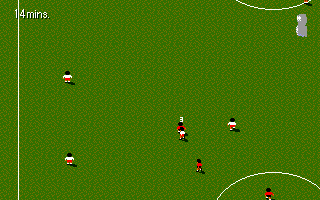 Sensible World of Soccer (DOS) screenshot: Attack on rival