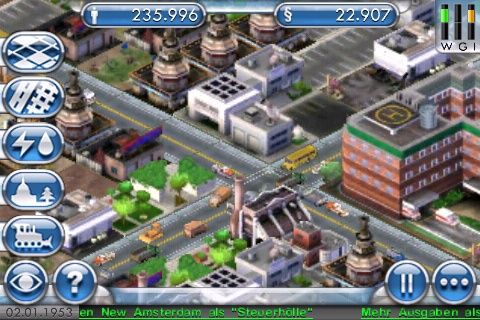 SimCity (iPhone) screenshot: Cars are still driving around on the highest zoom.