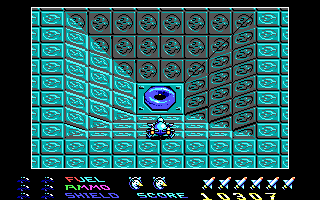 Stargoose Warrior (DOS) screenshot: After collecting the 6 gems you can enter this warppoint to the next level (Notice that when the angle of the terrain changes, the game adjusts your ship's sprite as well, thus creating a pseudo 3D effect)