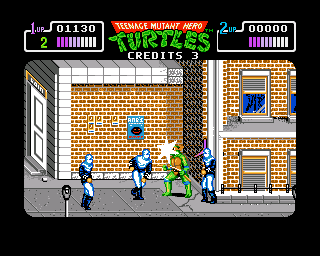 Teenage Mutant Ninja Turtles (Amiga) screenshot: Being hit by a boomerang