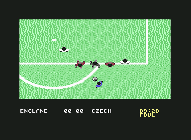 England Championship Special (Commodore 64) screenshot: Free kick.