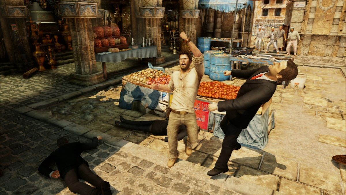Uncharted 3: Drake's Deception (PlayStation 3) screenshot: A busy day at the marketplace