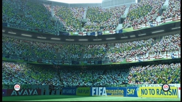 FIFA World Cup: Germany 2006 (Xbox 360) screenshot: The fans are there to cheer on for their players.