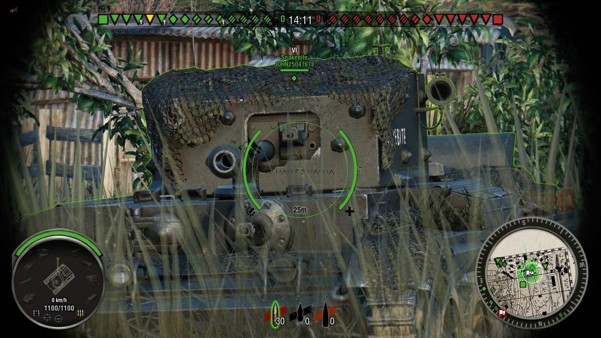 World of Tanks: Snakebite Base Bundle (PlayStation 4) screenshot: Close up on the Snakebite tank from the front side
