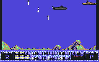 The Hunt for Red October (Commodore 64) screenshot: Avoiding the rockets...