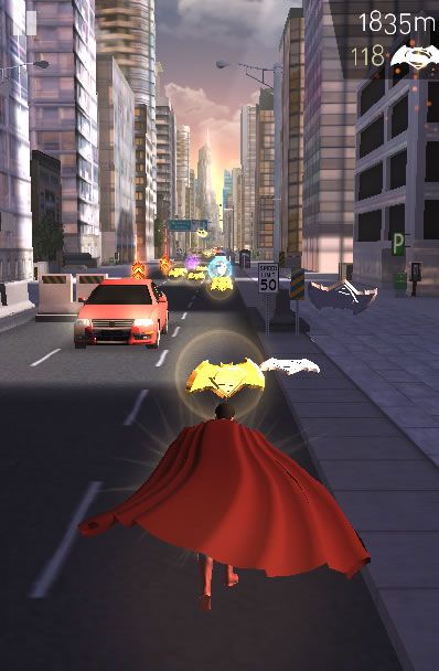 Batman v Superman: Who Will Win (Browser) screenshot: Collect signs and dodge traffic.