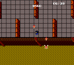 Labyrinth (NES) screenshot: I entered a new part of the labyrinth. Still has these annoying faeries, though.