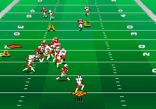 College Football USA 96 (Genesis) screenshot: Trying to find an open receiver