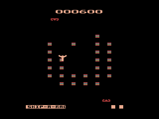 Solar Fox (Atari 2600) screenshot: Collecting solar cells...